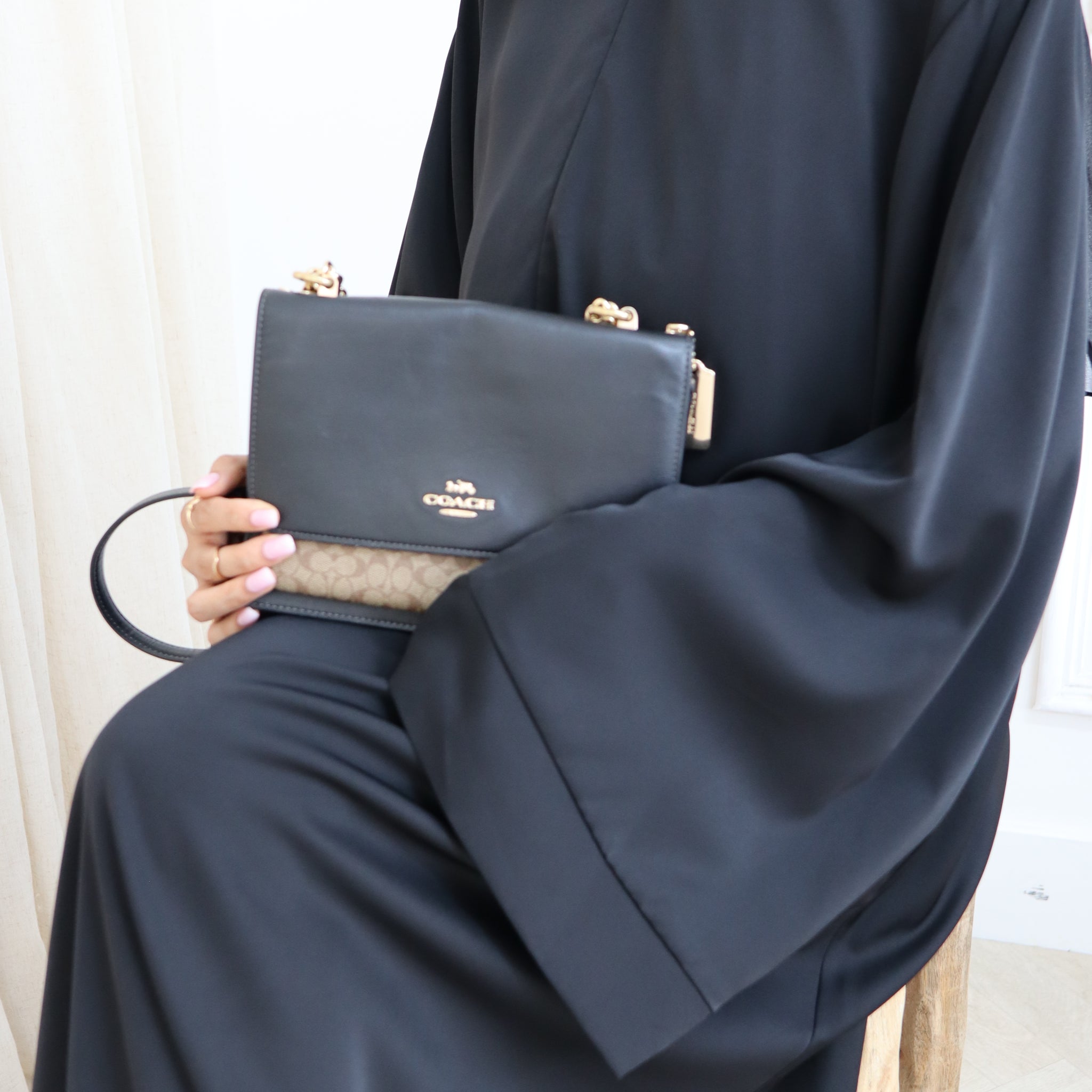 Black Basma Nidha - Modest Maternity