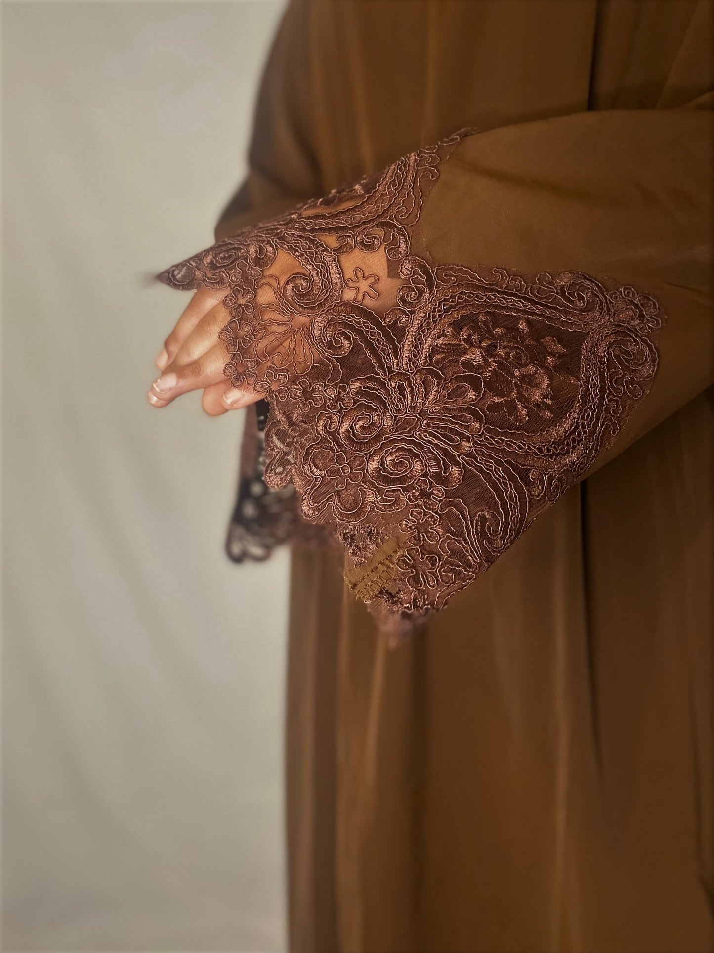 Sana Abaya Lace Sleeves with Pockets Coffee